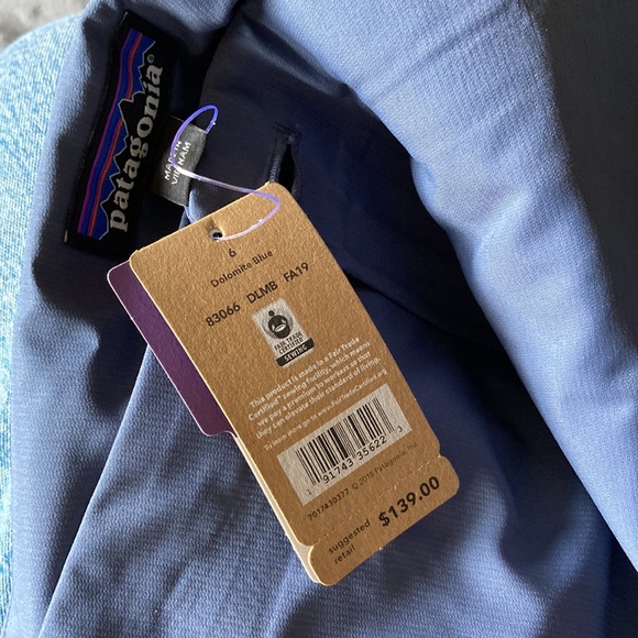 Women’s Patagonia hiking pants - Picture 2 of 2